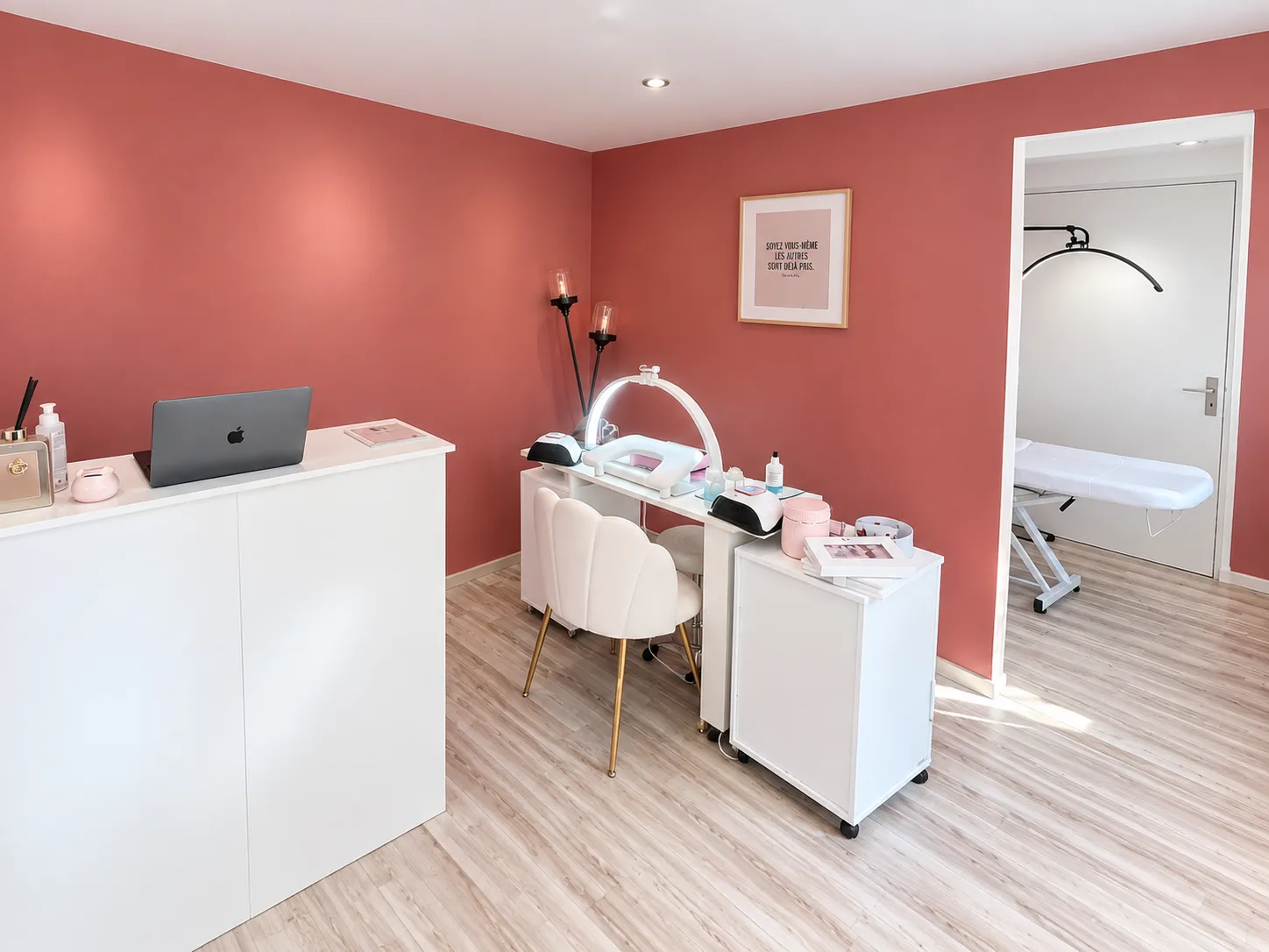 Cabine de soin de l'institut L'Éclat d'Emma pour l'épilation à Autun